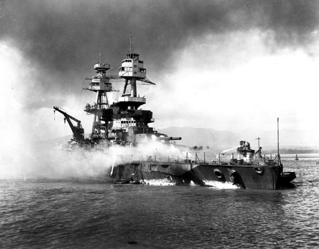 USS Hoga Pearl Harbor 80-G-19940 USS Hoga Pearl Harbor 80-G-19940