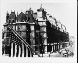 The London Flagship (NHHC Photo # NH 2433)
